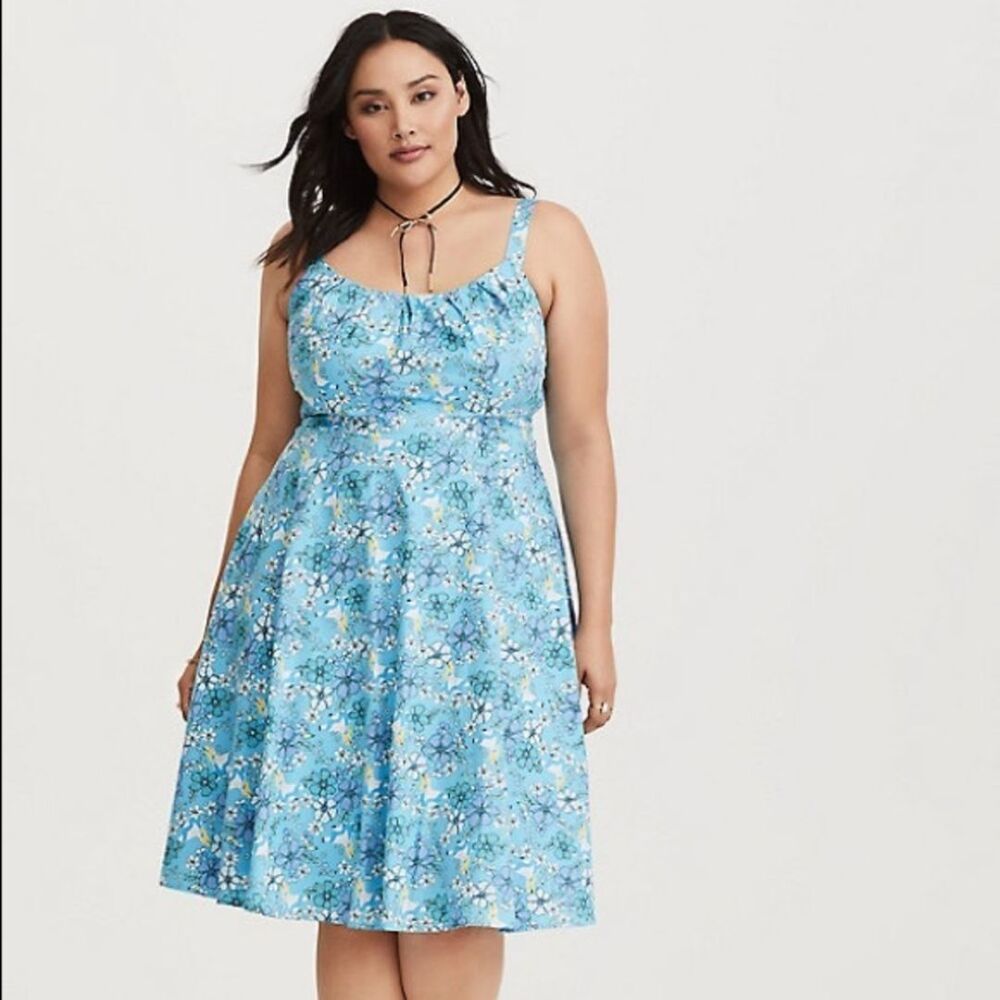 Torrid Disney Alice Wonderland Dress Plus Size 18